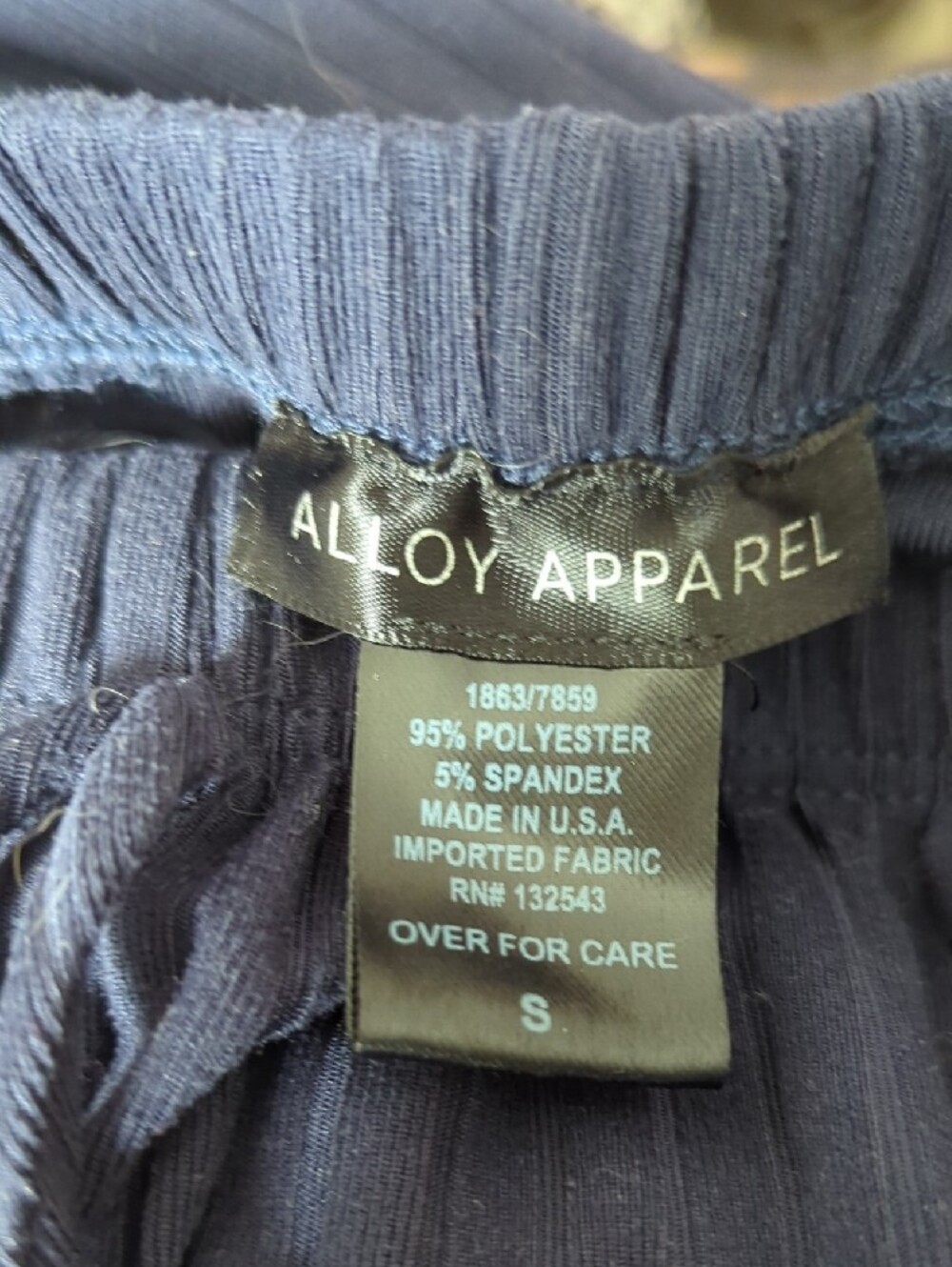 Two (2) Pair Of Alloy Apparel Navy & Burgundy Ribbed Stretch Pants - Picture 6 of 6